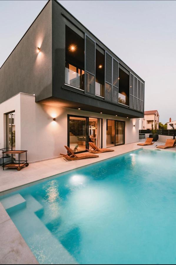 Villa Casa Domina 斯里马 外观 照片